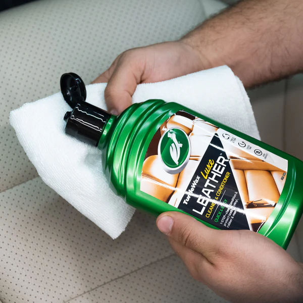 Turtle Wax UK Luxe Leather Cleaner & Conditioner - Image 5